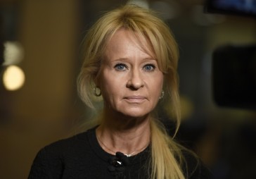 SEB grupas vadītājas amatu pametīs Annika Falkengrēna