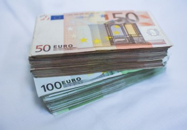 LB: Nodokļu likmes Latvijā atsevišķās jomās ir pārāk augstas