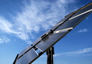 Papildināta - Liepājā plāno būvēt Latvijā pirmo saules elektropaneļu ražotni