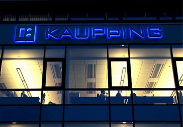 2008. finanšu krīze beigusies - Islande pieliek punktu kapitāla kontrolei