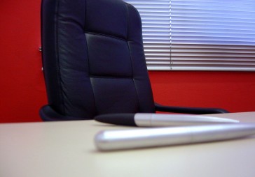 Kādā amatā Latvijā jāstrādā, lai nopelnītu 7000 eiro mēnesī? 