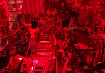 Tesla paziņo par rekordlabiem darbības rezultātiem