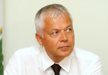 Iedzīvotāji lūdz Sprūdžam vērtēt Liepājas mēra Seska atstādināšanu no amata