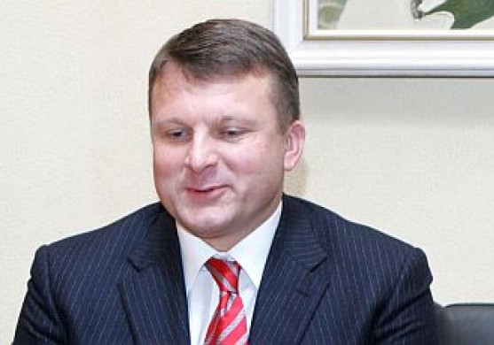 Valdība atļauj Šleseru ģimenei celt māju kāpās