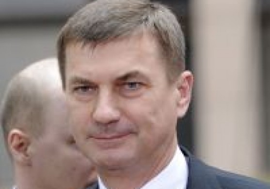 Ansips: Igaunija ir gatava palīdzēt Grieķijai