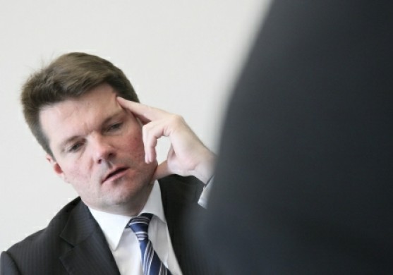 Melngailis par nākotnes plāniem runā atturīgi