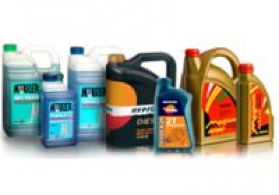 Par cenas fiksēšanu soda divus tehnisko eļļu un šķidrumu tirgotājus