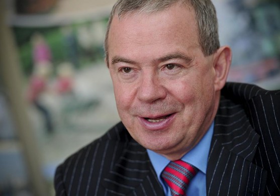 Tiesas lēmuma izpilde arestēt Lemberga kontrolētās kapitāldaļas rada kāzusu