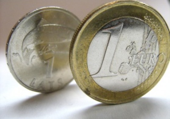 Baņķieri:eiro ieviešana Latvijā jāsaglabā kā mērķis
