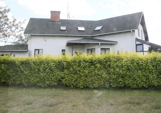 Vēlas privātmājas līdz 100 tūkst. eiro