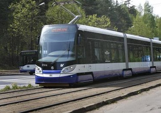 Rīgas satiksme: grūti aprēķināt bezmaksas sabiedriskā transporta izmaksas