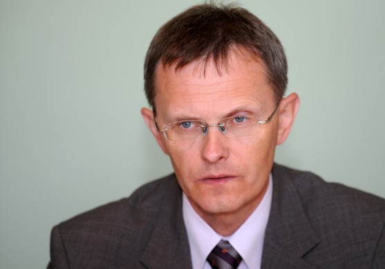 Finanšu ministrs: Grieķijai pēc iespējas ātrāk jāpamet eirozona, bet Latvija ir paraugvalsts