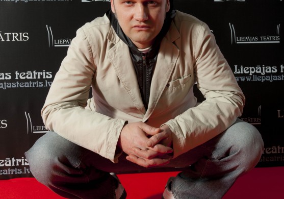 Gods un… nedaudz slavas