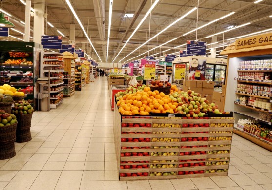 Pēc žurku indes vīstokļa atrašanas veikalā Maxima veiks iekšējo pārbaudi