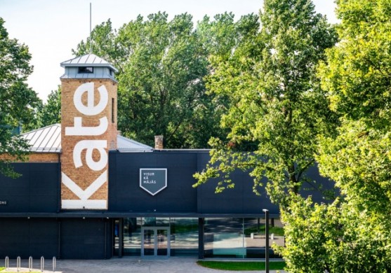 Kate investē 1,5 miljonus eiro jaunās veikala telpās Čiekurkalnā 