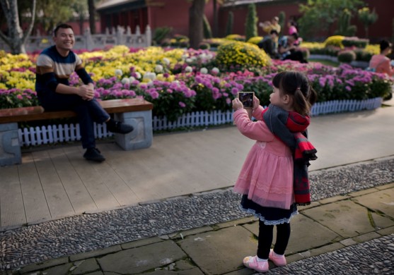 Apple iPhone Ķīnā no troņa gāž vietējais sāncensis