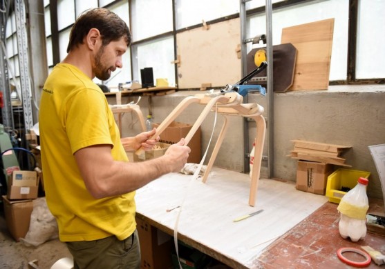 Mēbeļu ražotājus uz augšu ceļ eksports 