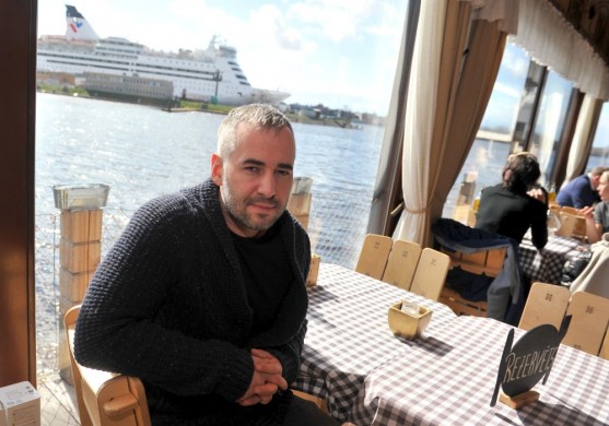 Naples vadītājs: Cilvēki ir atsēdējušies dārgos restorānos pie baltiem, stīviem galdautiem