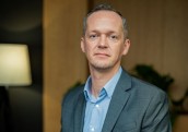 SEB bankas ilgtspējas attīstības vadītājs Latvijā būs Viktors Toropovs