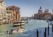 Cīņā ar masu tūrismu Venēcija ievieš dienas biļetes