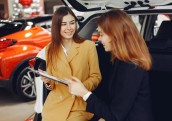 Kā ātri un vienkārši iegādāties automašīnu kredītā?