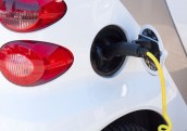 Finansējums elektroauto iegādei varētu beigties septembra sākumā