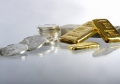 Dārgmetālu cenas sasniedz jaunus rekordus