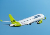 airBaltic neplāno atcelt reisus degvielas cenu kāpuma dēļ