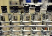 Vācu ārsti aicina stipro alkoholu tirgot tikai īpašos veikalos