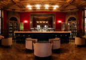Bārs The Benjamin House bar Rīgā pārtraucis darbību