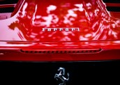 Ferrari prezentē pirmo pilnībā elektrisko automobili
