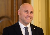 Saeima apstiprina Kulberga valdību