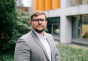 Citadeles ekonomists: Kāpums un vājāks mājokļu tirgus iezīmē ASV ekonomiku 